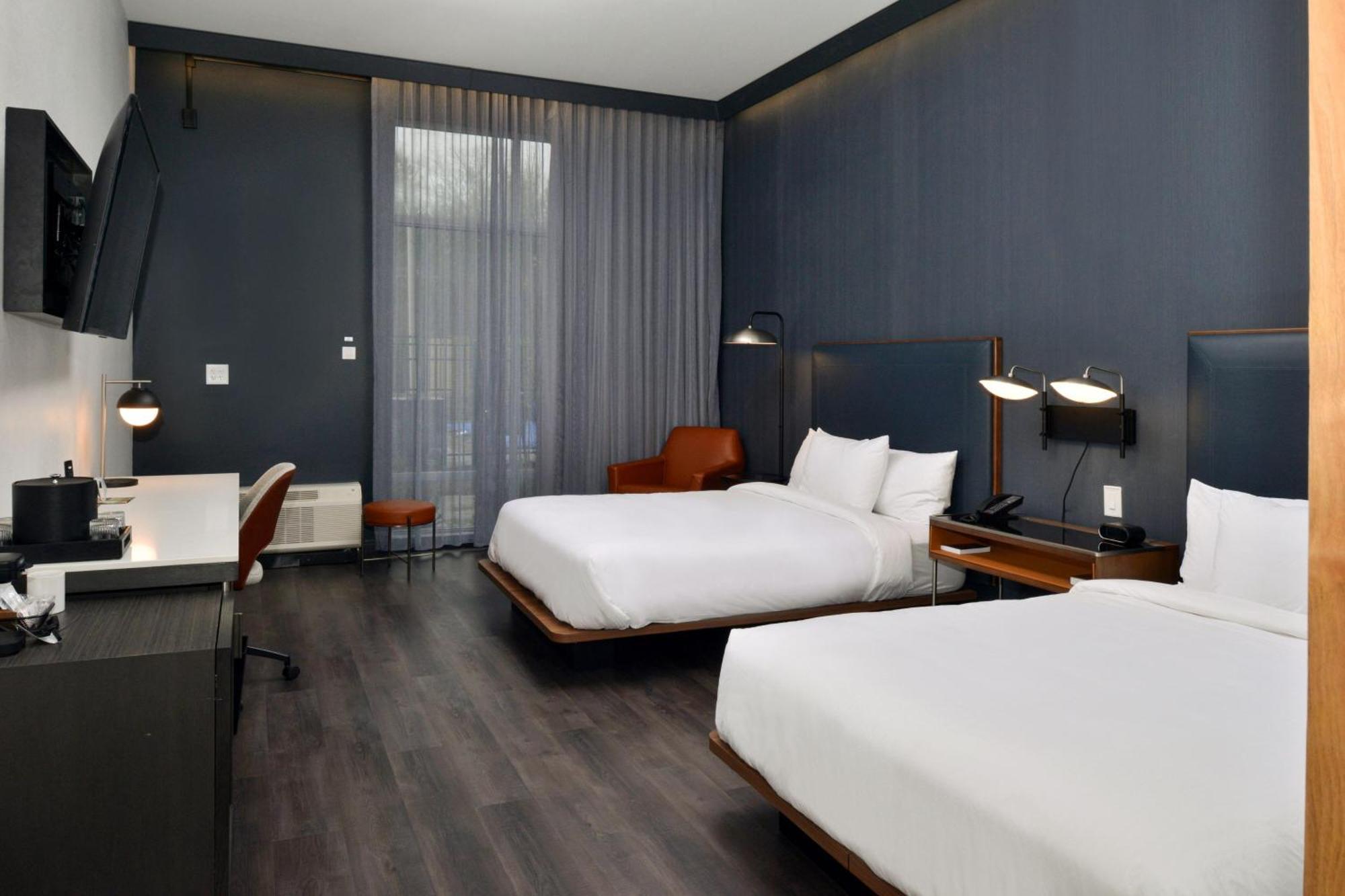 Courtyard By Marriott Raleigh Cary Crossroads Hotel Екстериор снимка
