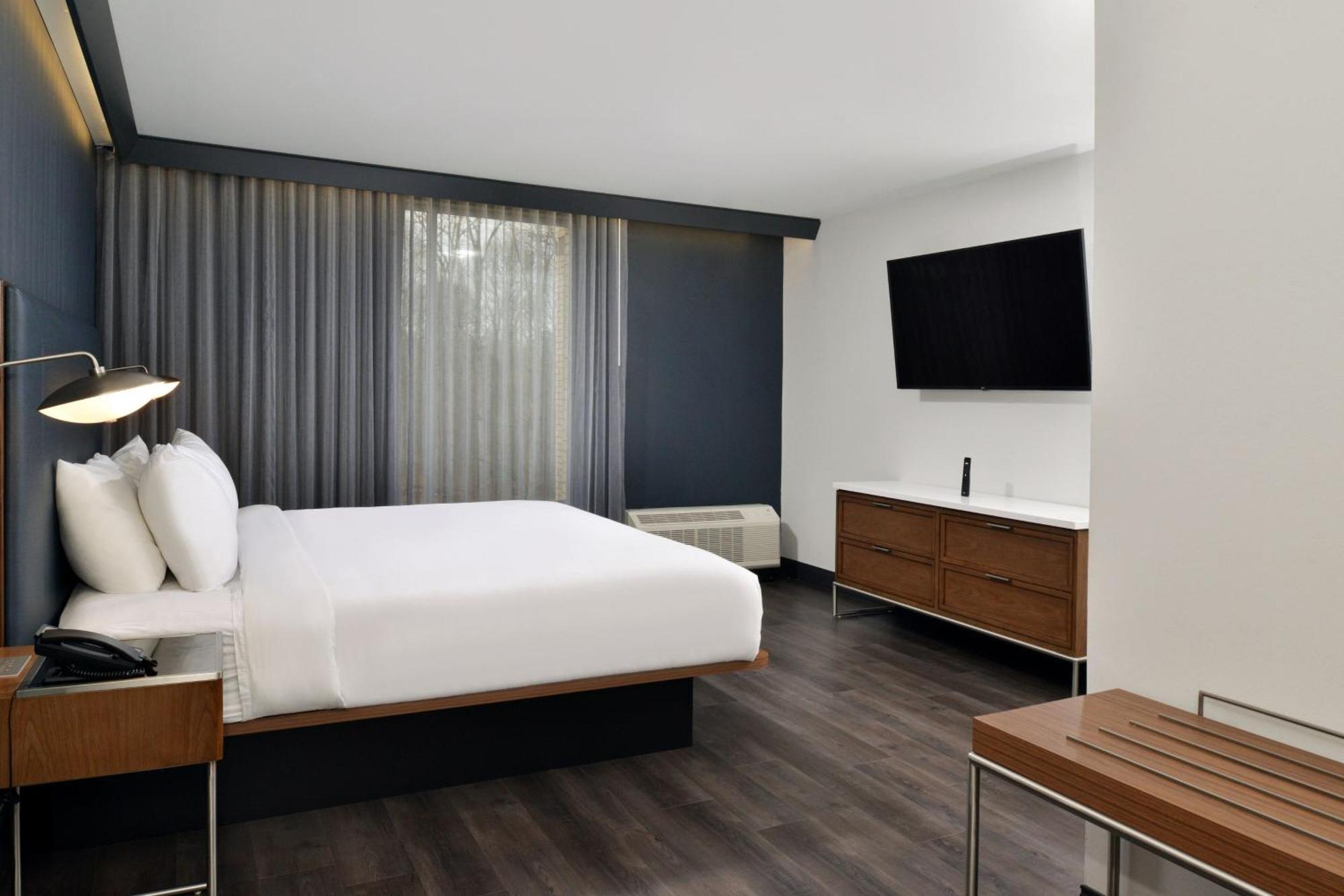 Courtyard By Marriott Raleigh Cary Crossroads Hotel Екстериор снимка